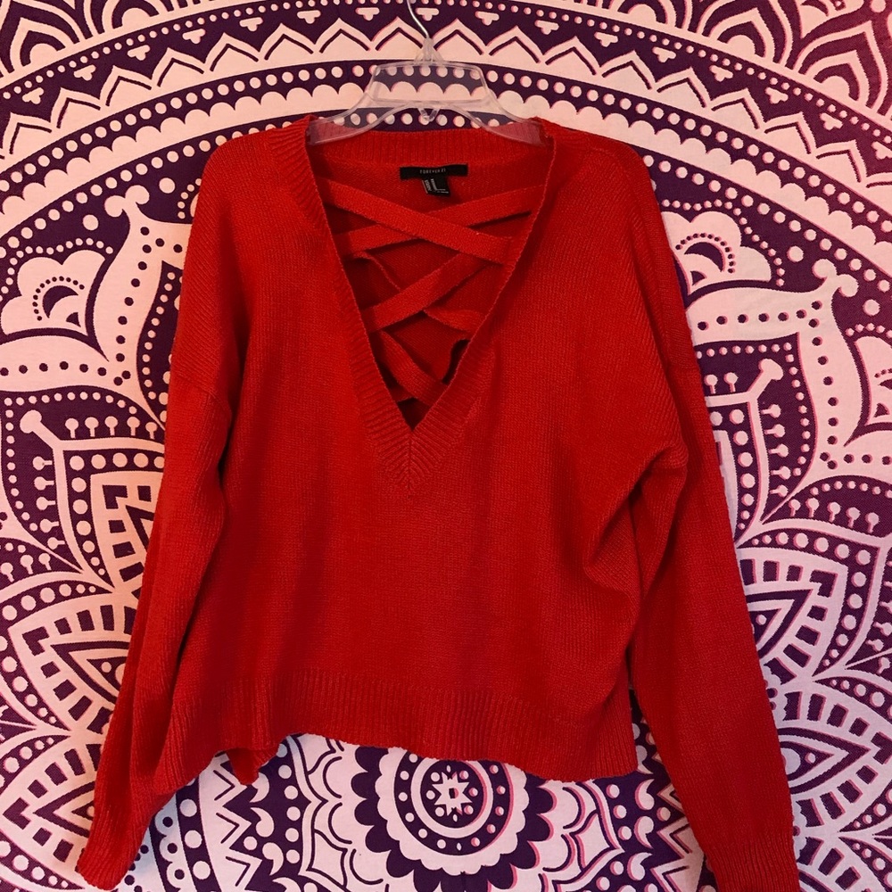 Red sweater size M - Picture 2 of 4